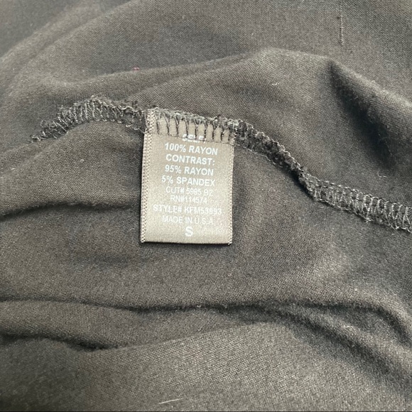 Pleione  tunic top size S - Picture 9 of 9